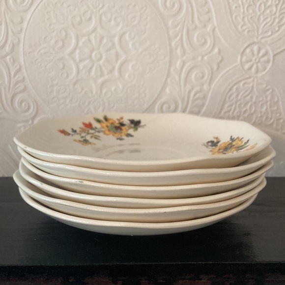 Gorgeous set of six octagonal vintage saucers from Homer Laughlin - Picture 3 of 17